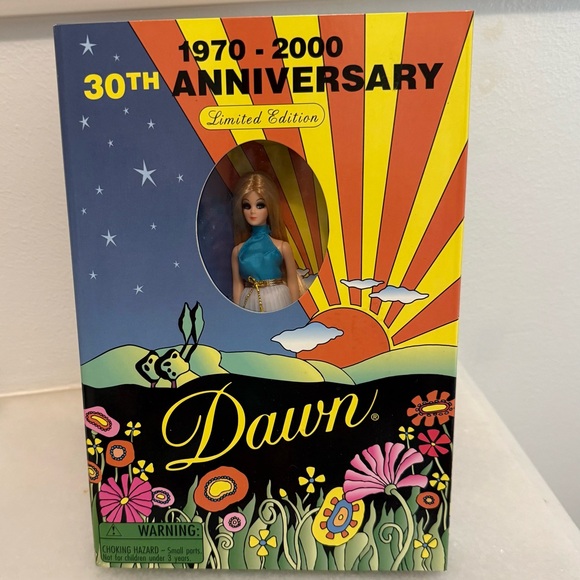 Dawn Doll 30th Anniversary Edition - Picture 1 of 4